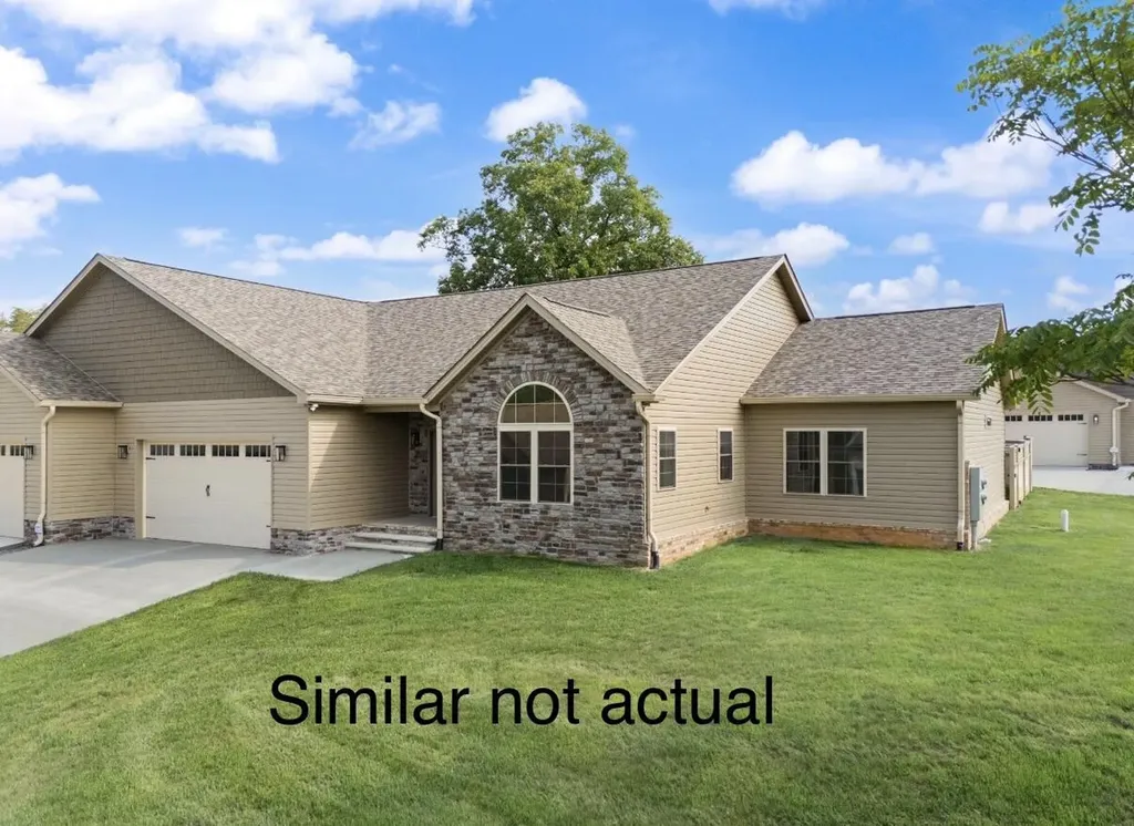 15-A W Canterbury Drive Bronston KY 42518