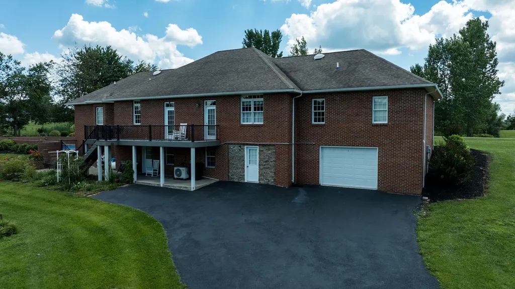 320 Alice Roy Road Windsor KY 42565