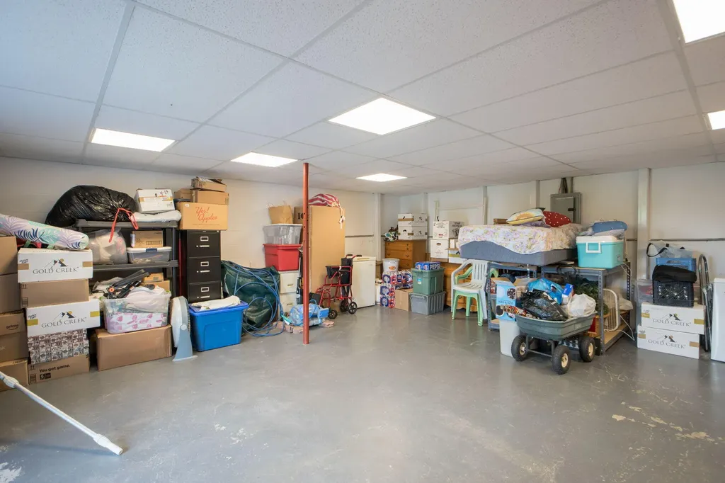 320 Alice Roy Road Windsor KY 42565