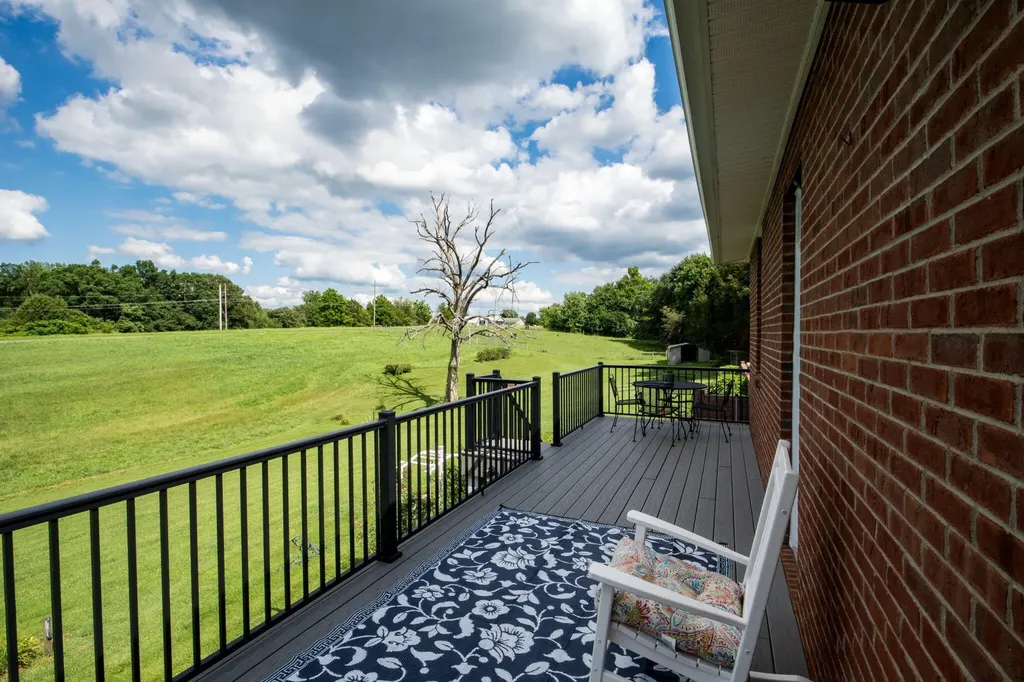 320 Alice Roy Road Windsor KY 42565