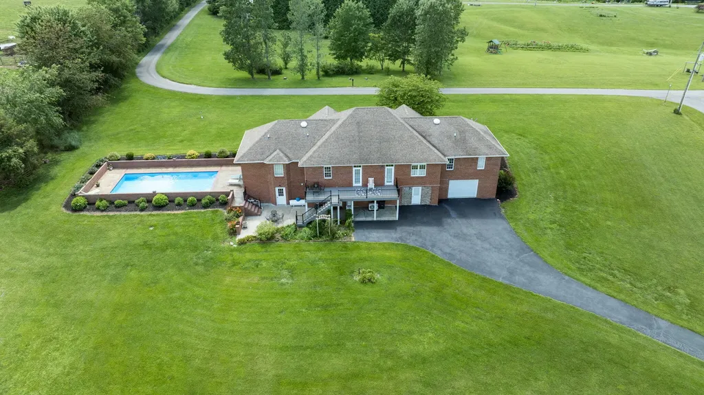 320 Alice Roy Road Windsor KY 42565