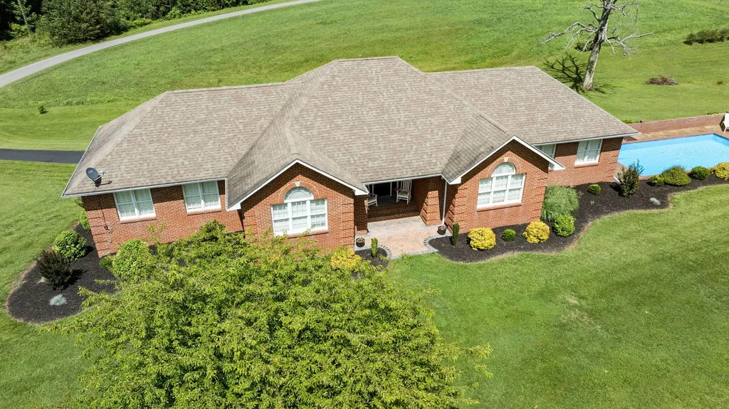 320 Alice Roy Road Windsor KY 42565