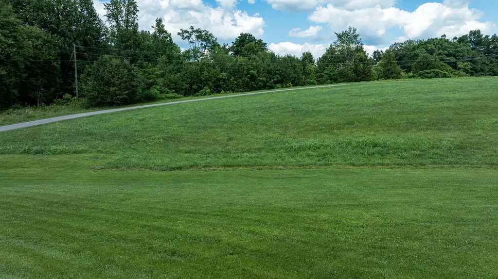 320 Alice Roy Road Windsor KY 42565