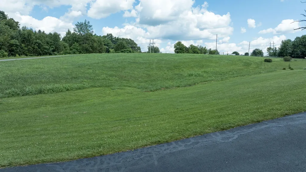 320 Alice Roy Road Windsor KY 42565