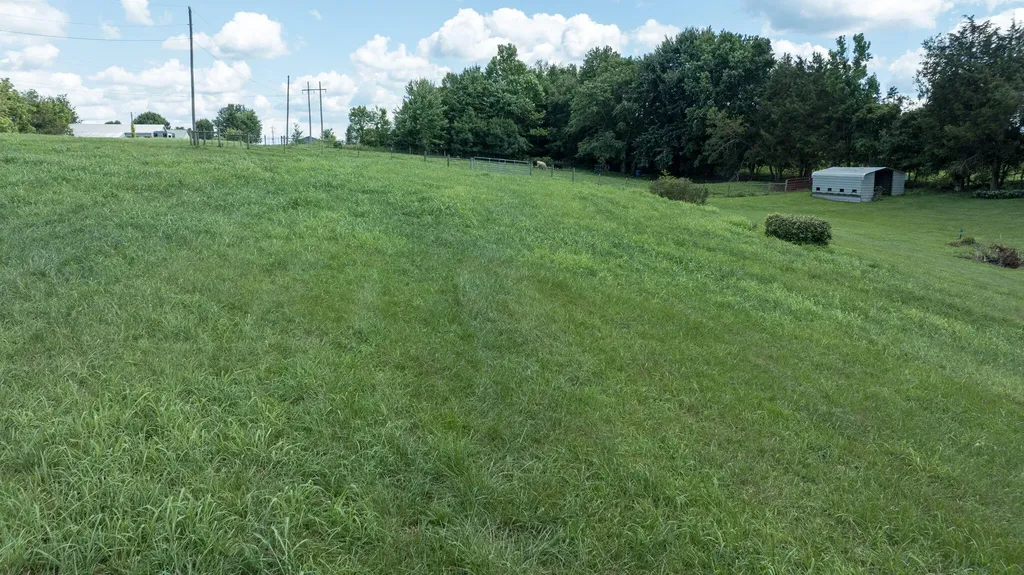320 Alice Roy Road Windsor KY 42565