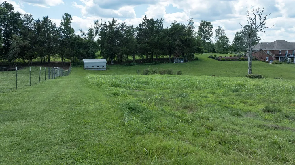 320 Alice Roy Road Windsor KY 42565