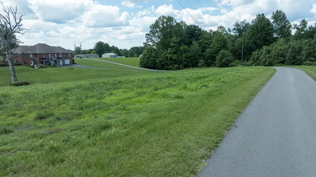320 Alice Roy Road Windsor KY 42565