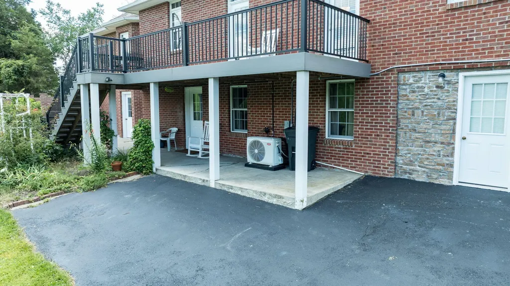 320 Alice Roy Road Windsor KY 42565