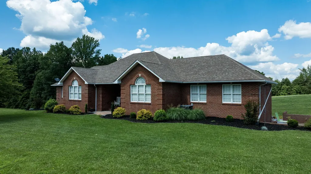 320 Alice Roy Road Windsor KY 42565
