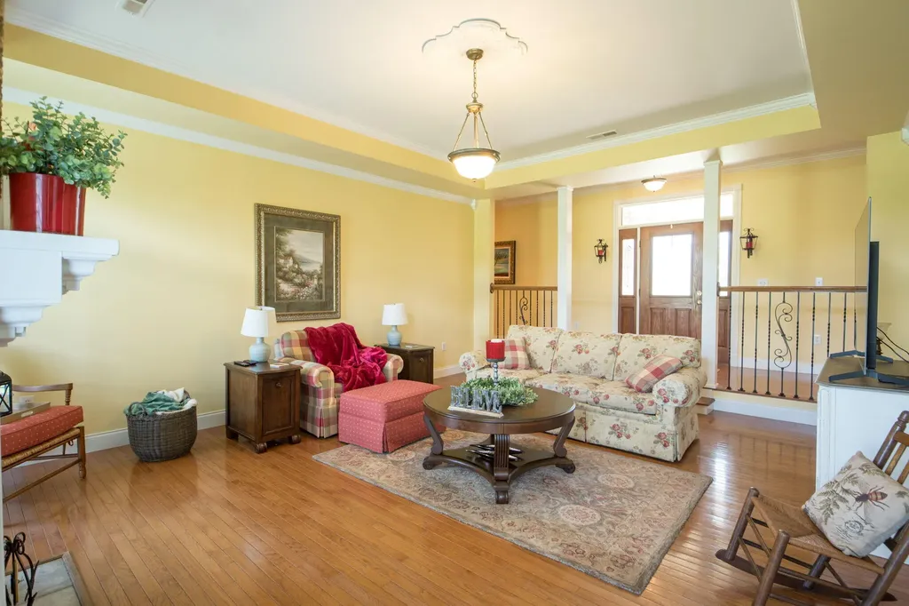 320 Alice Roy Road Windsor KY 42565