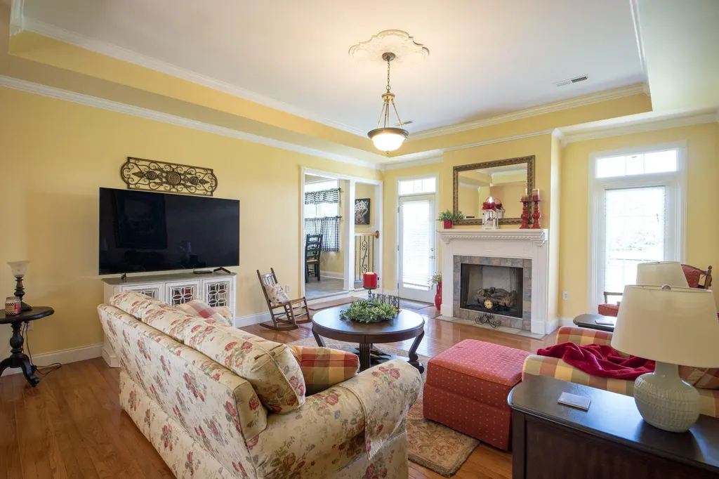 320 Alice Roy Road Windsor KY 42565