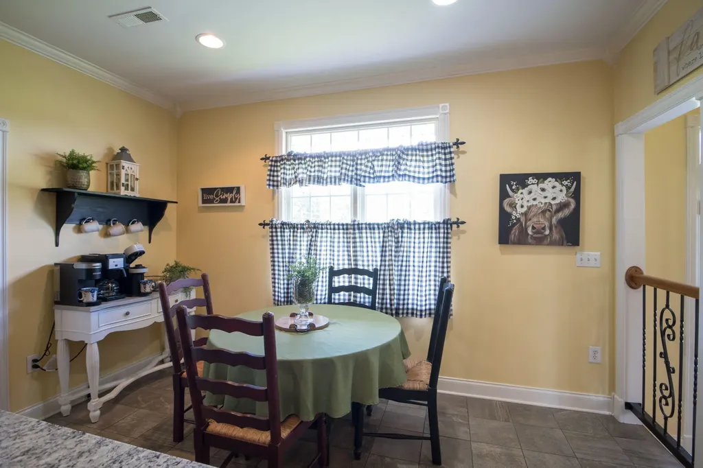 320 Alice Roy Road Windsor KY 42565