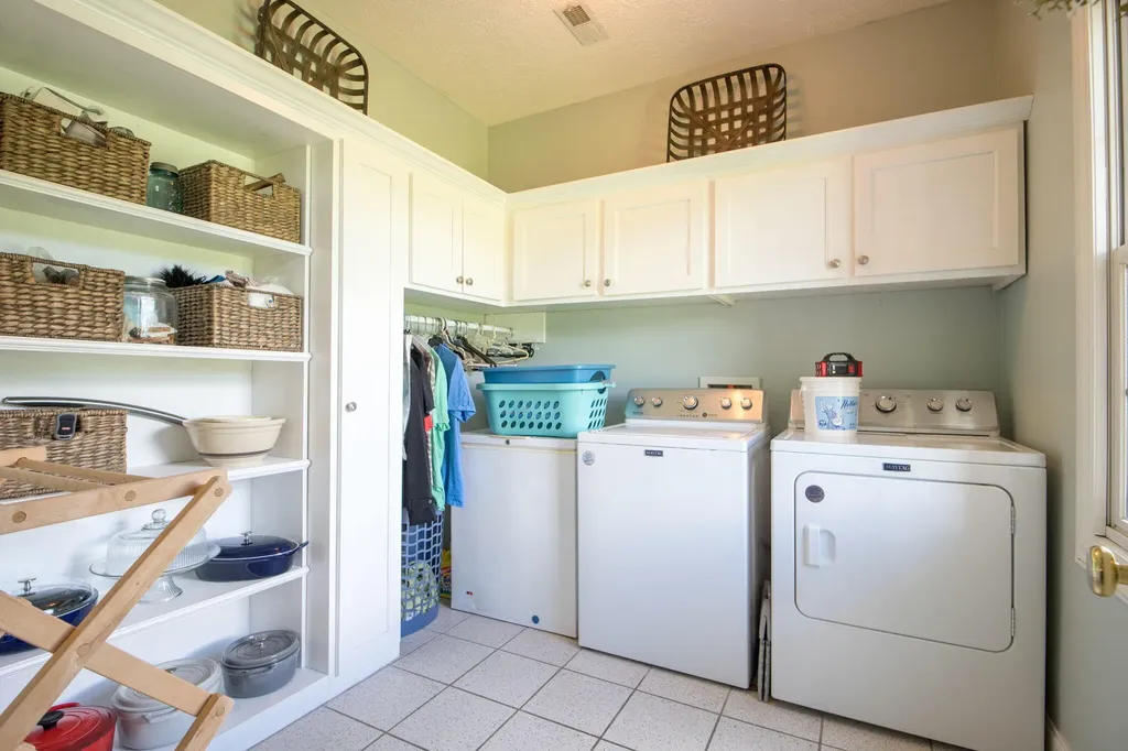 320 Alice Roy Road Windsor KY 42565