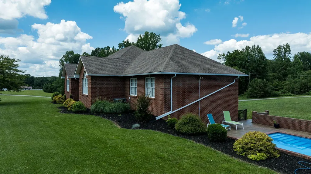 320 Alice Roy Road Windsor KY 42565