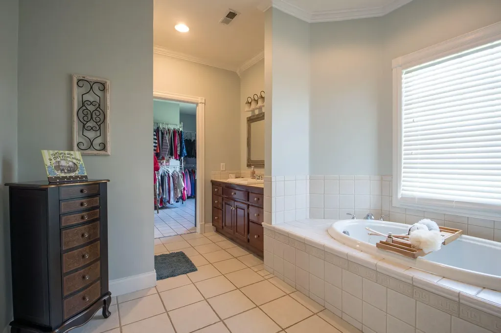 320 Alice Roy Road Windsor KY 42565