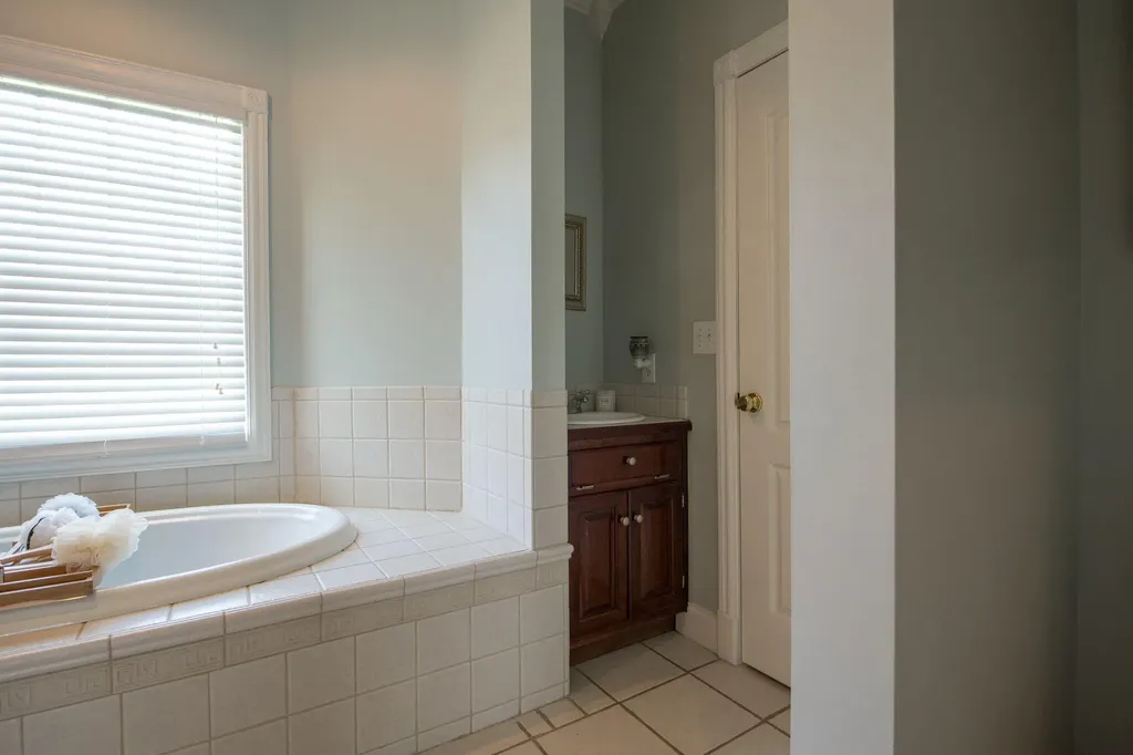 320 Alice Roy Road Windsor KY 42565