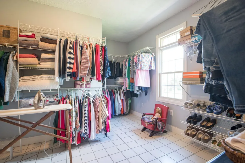 320 Alice Roy Road Windsor KY 42565