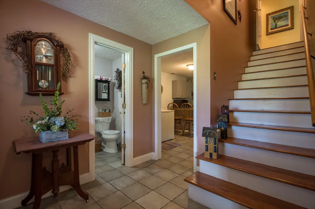 320 Alice Roy Road Windsor KY 42565
