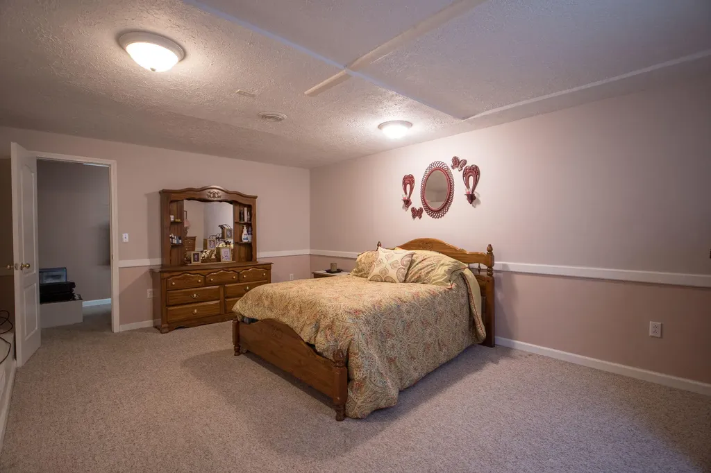 320 Alice Roy Road Windsor KY 42565