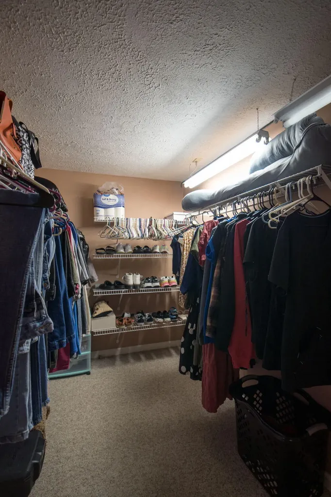 320 Alice Roy Road Windsor KY 42565