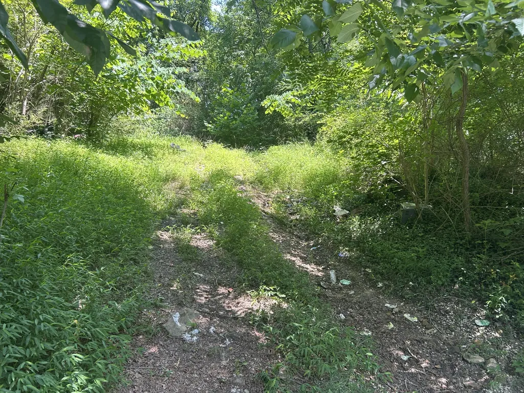 00 E Lewis Street Corbin KY 40701