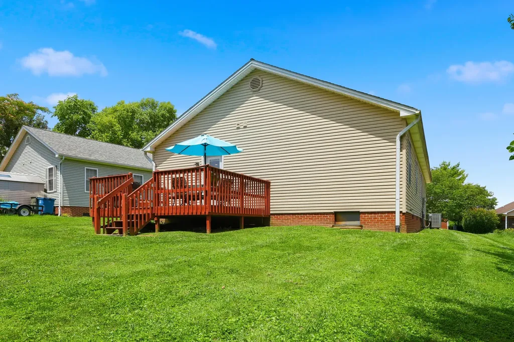 120 Yorkshire Drive Lawrenceburg KY 40342