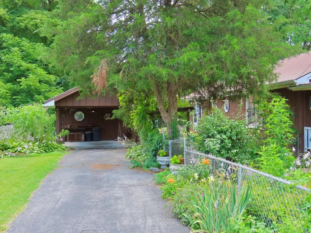 13 Sanderlin Drive Corbin KY 40701