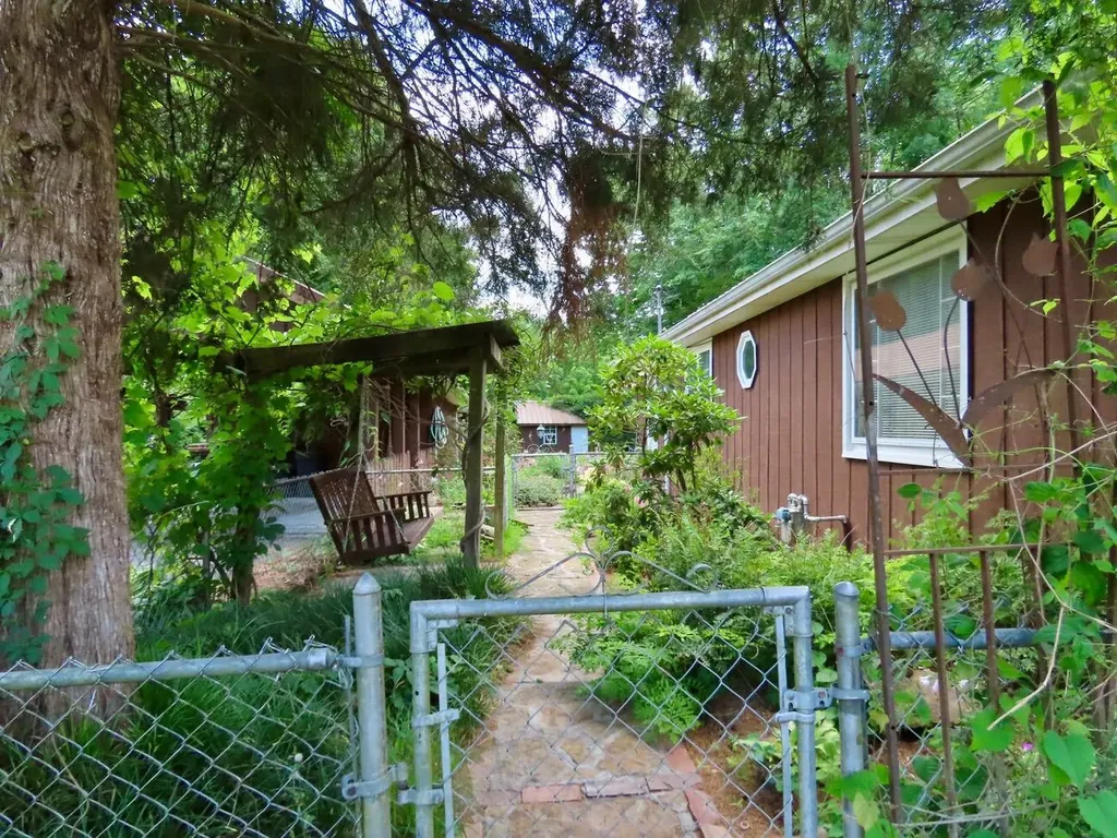 13 Sanderlin Drive Corbin KY 40701