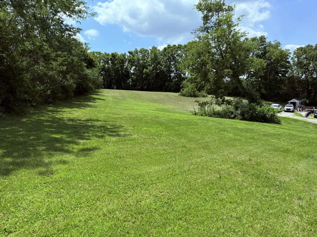 1989 Greentree Drive Richmond KY 40475