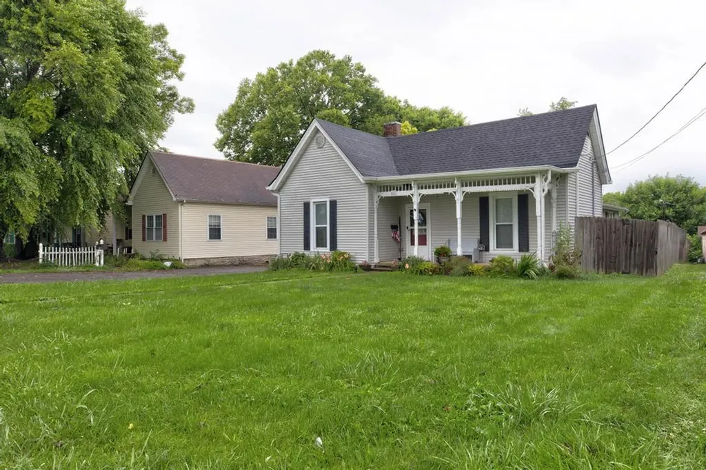 1627 Cypress Street Paris KY 40361