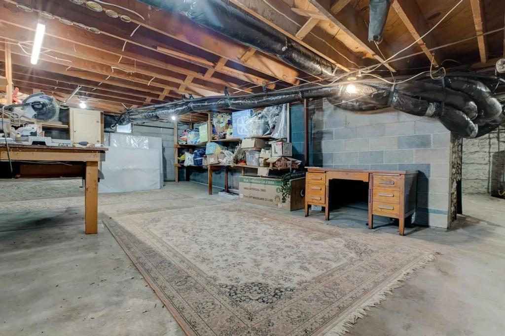 1627 Cypress Street Paris KY 40361