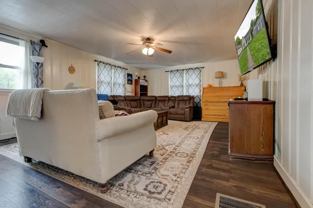 1627 Cypress Street Paris KY 40361
