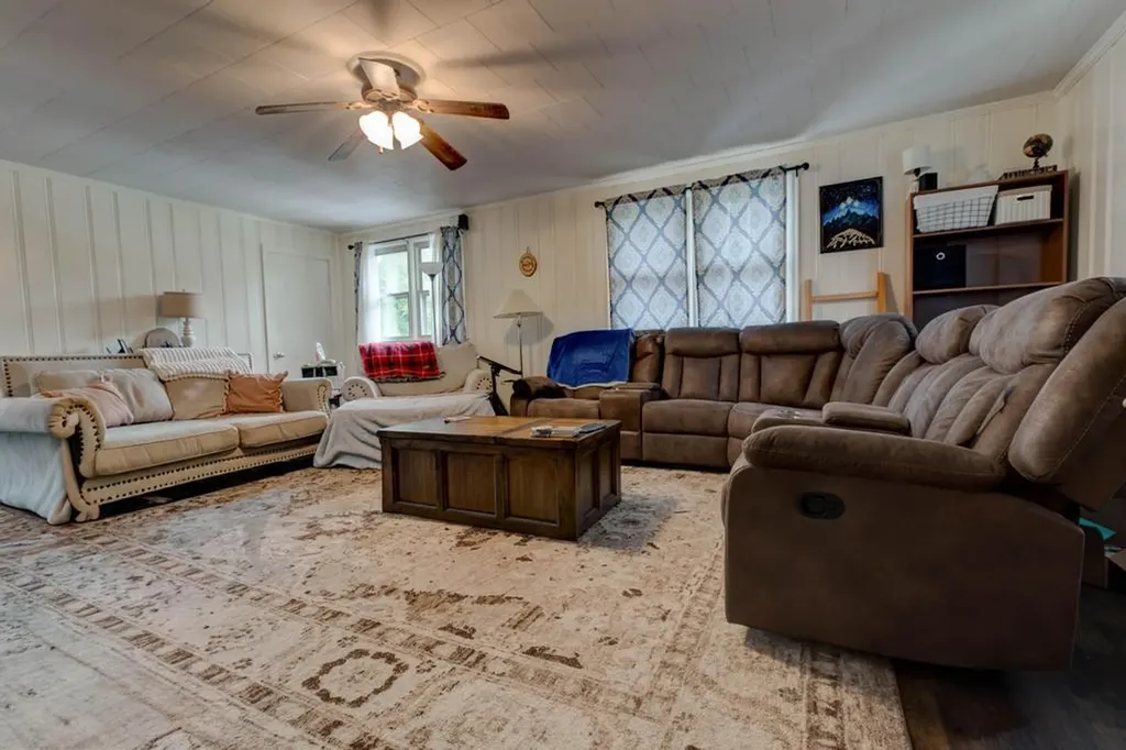 1627 Cypress Street Paris KY 40361