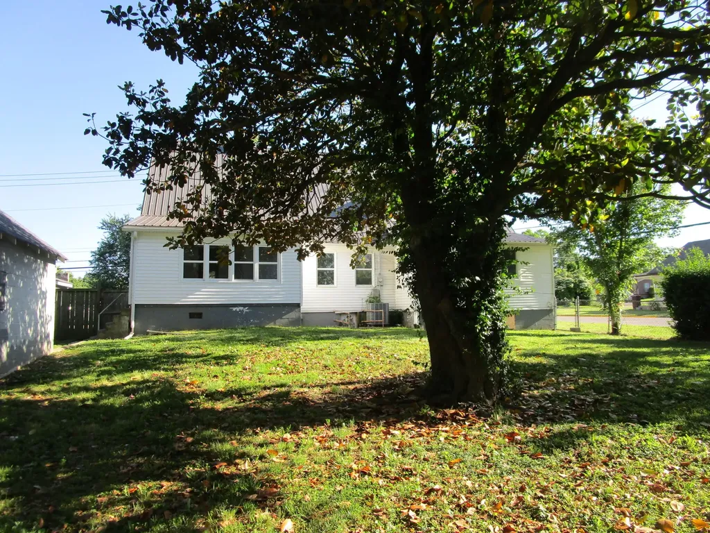 698 W Jefferson Street Berea KY 40403
