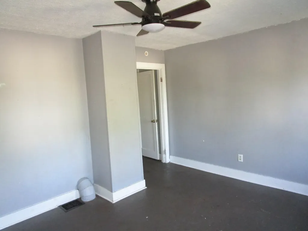 698 W Jefferson Street Berea KY 40403