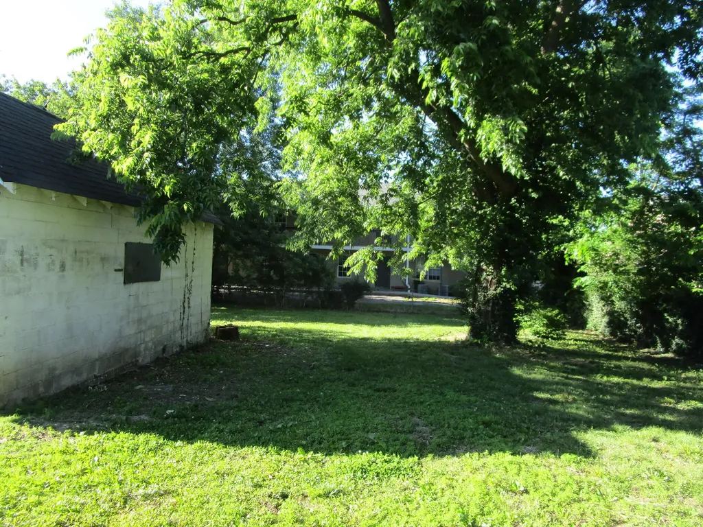 698 W Jefferson Street Berea KY 40403
