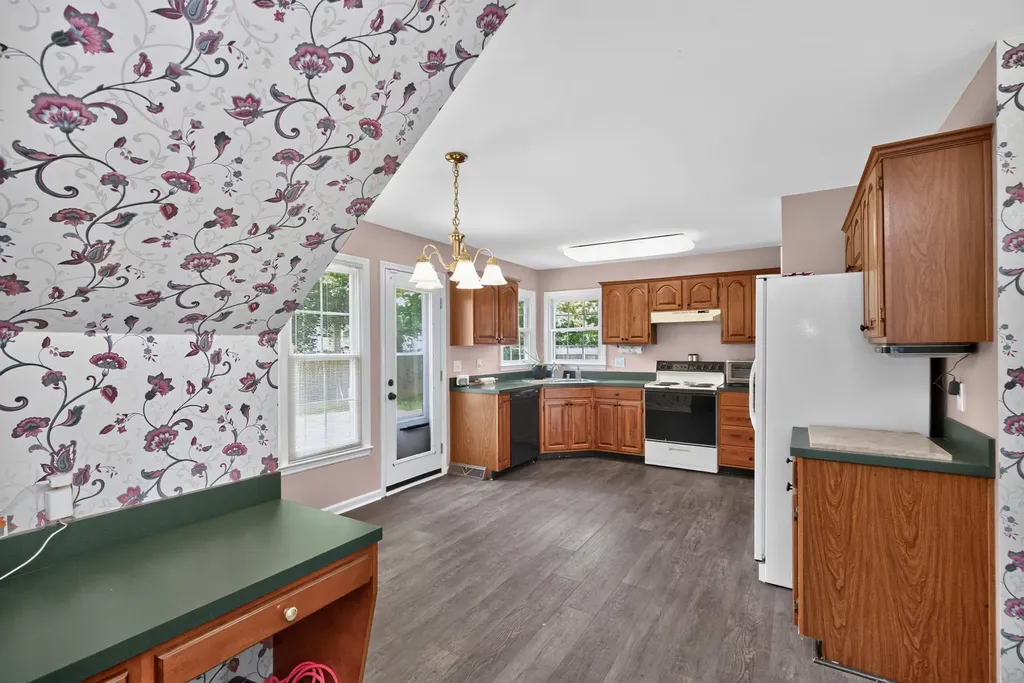 3129 Comanche Trail Lexington KY 40503