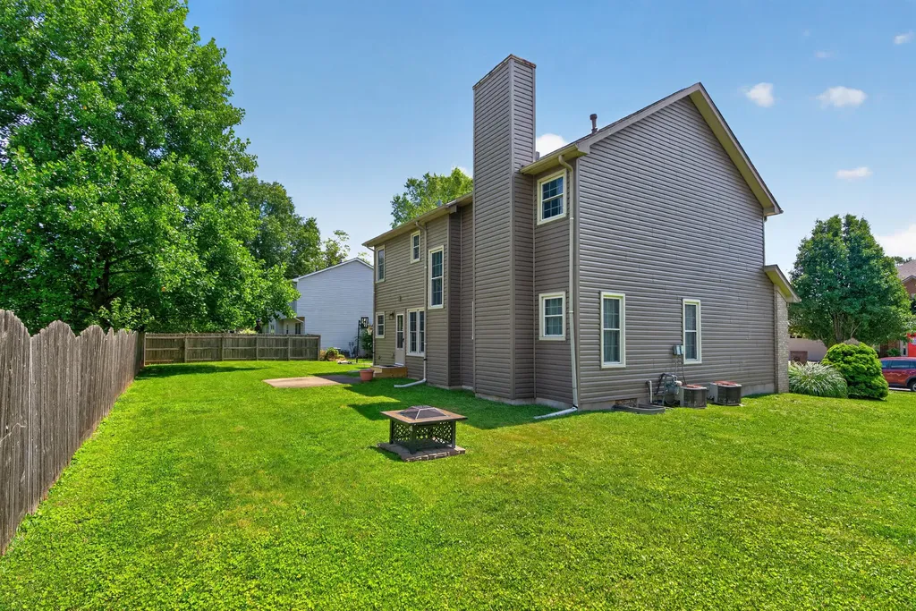 3129 Comanche Trail Lexington KY 40503
