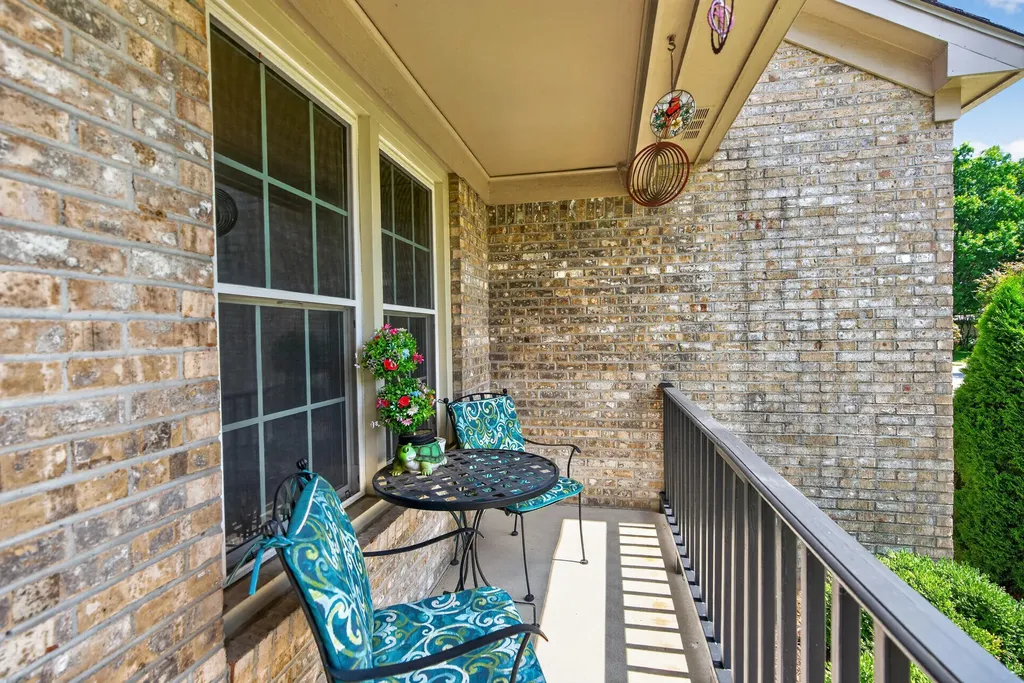 3129 Comanche Trail Lexington KY 40503