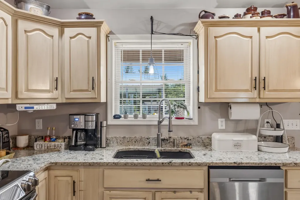 150-182 Combest Drive Columbia KY 42728