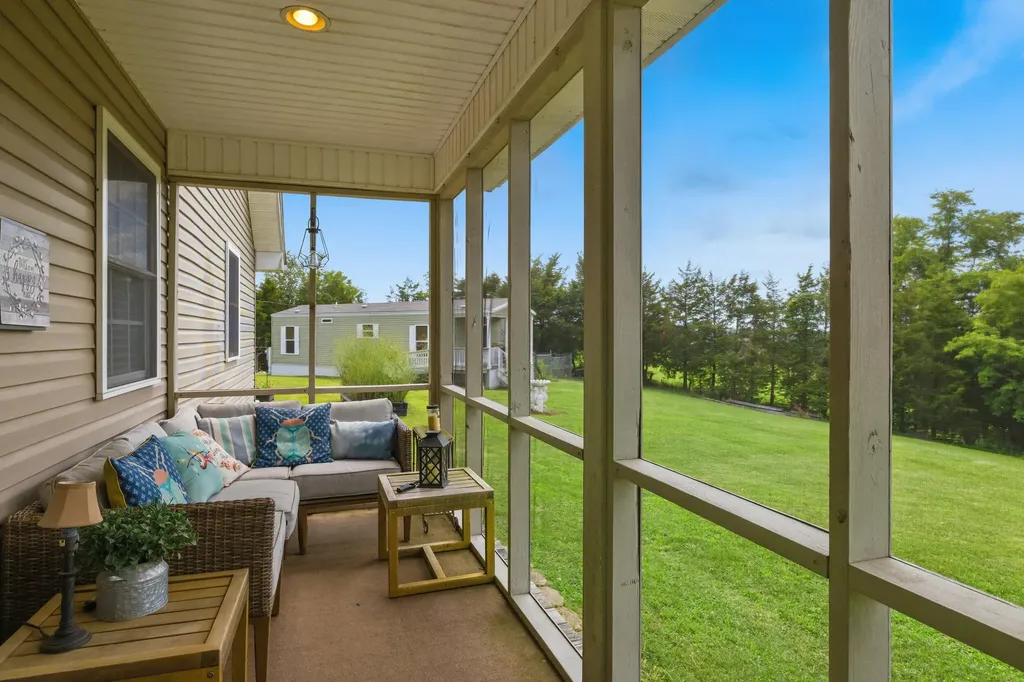 150-182 Combest Drive Columbia KY 42728