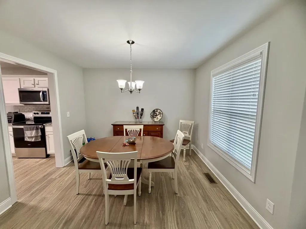3036 Barlows Brook Road Shelbyville KY 40065