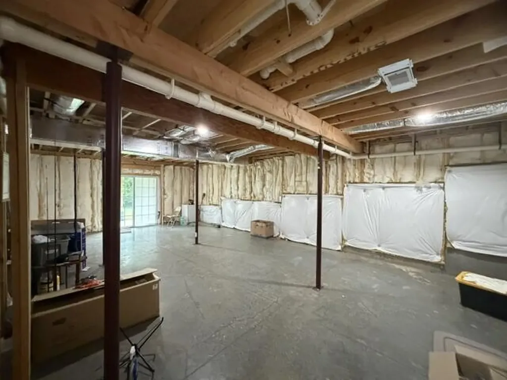 3036 Barlows Brook Road Shelbyville KY 40065
