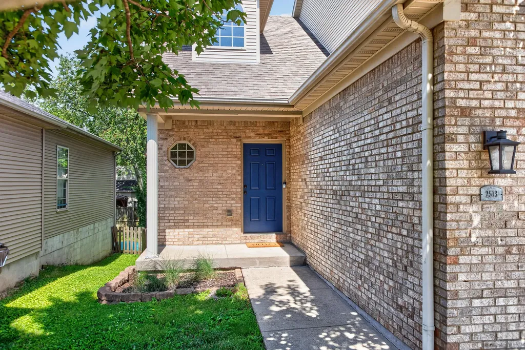 2513 Sun Seeker Court Lexington KY 40503