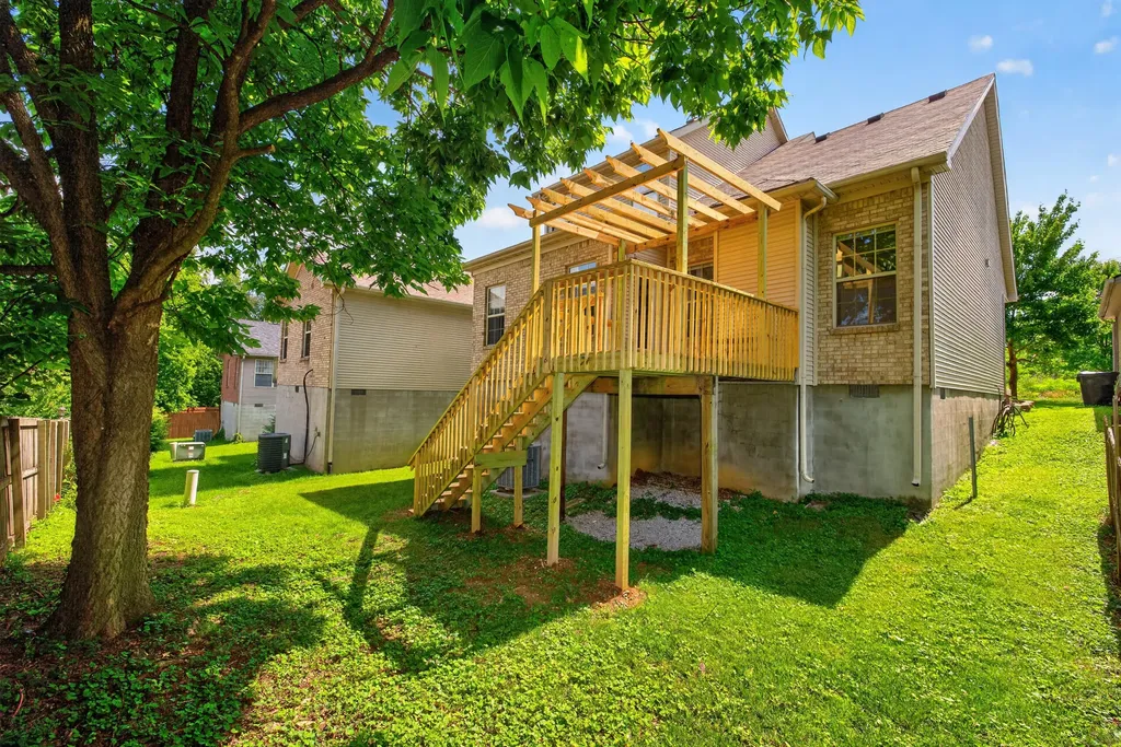 2513 Sun Seeker Court Lexington KY 40503