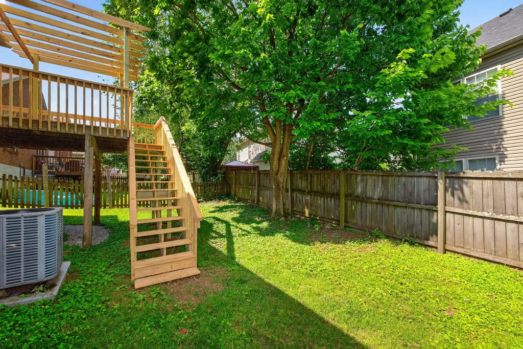 2513 Sun Seeker Court Lexington KY 40503
