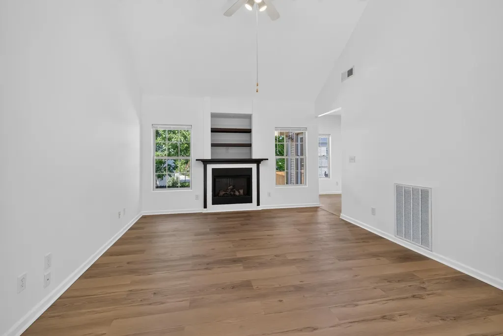2513 Sun Seeker Court Lexington KY 40503