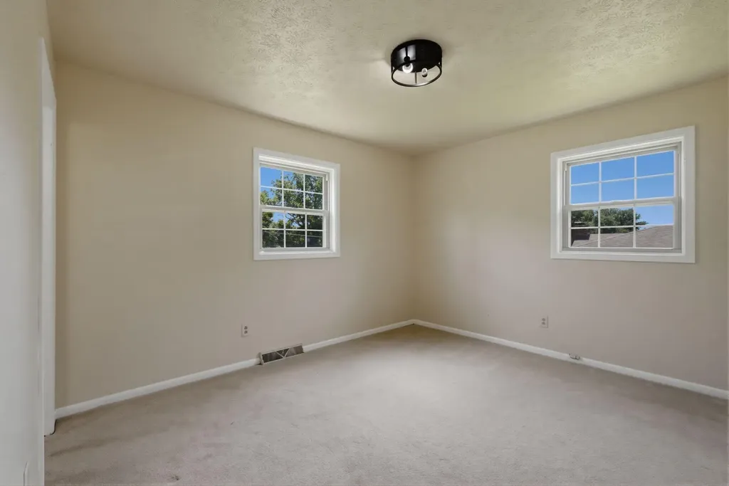 150 Mountain View Drive Berea KY 40403