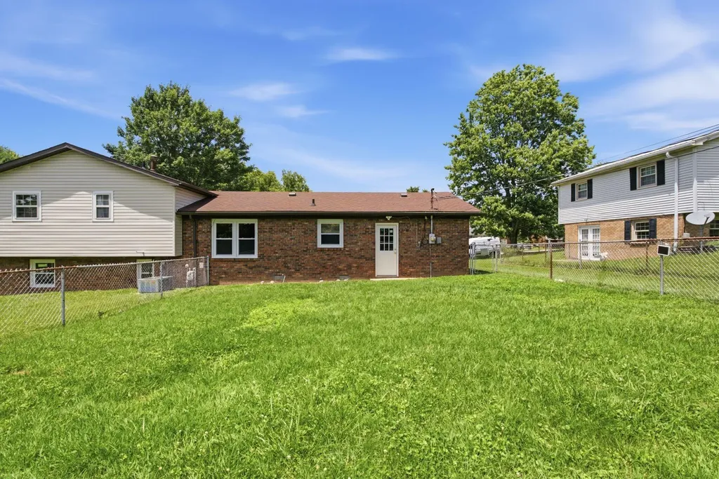 150 Mountain View Drive Berea KY 40403