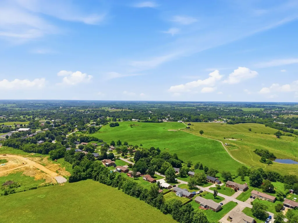150 Mountain View Drive Berea KY 40403